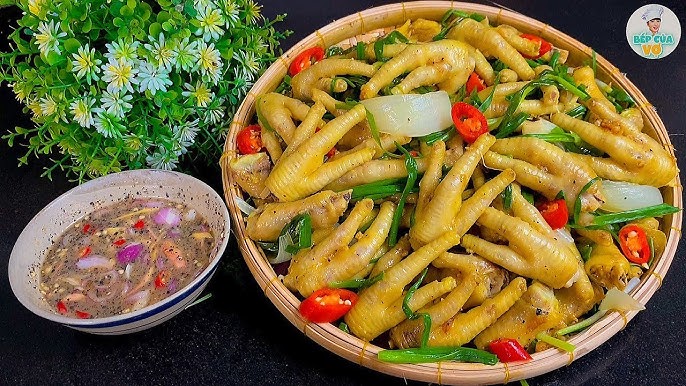 Chân Gà Hấp Hành